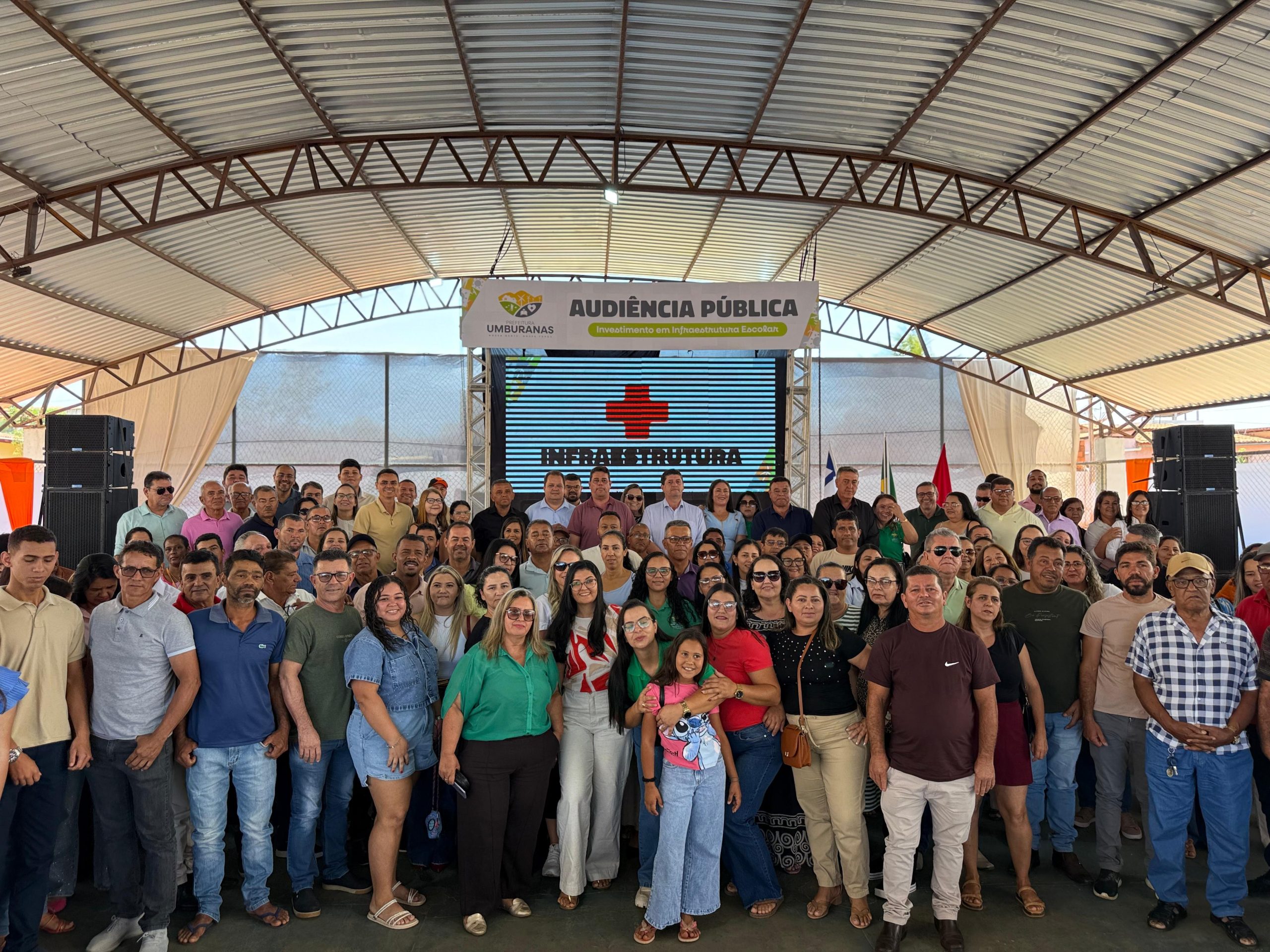 Prefeito Fabrício Lopes realiza audiência sobre novas estruturas do Colégio Dr. Giovando Lopes de Almeida e da Creche Telma Lopes