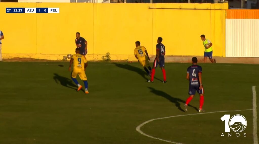Partida do Campeonato de Morro do Chapéu; caso inusitado com repórter advertido