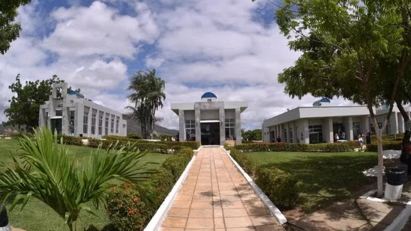 Cemitério Memorial da Paz notifica famílias por inadimplência