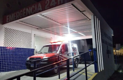 Jovem de 28 anos é morto a tiros na presença da mulher