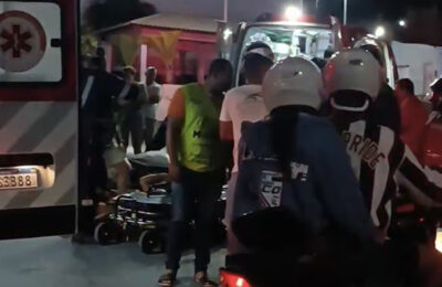 Dois motociclistas ficam feridos após colisão entre motos no bairro Félix Tomaz, em Jacobina
