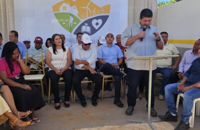 Prefeito de Umburanas entrega UBS reformadas e ambulâncias para comunidades da zona rural.