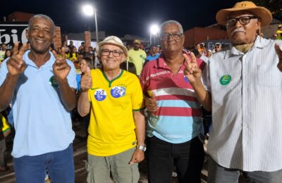 Ex-prefeito João Dantas declara apoio a Flávio Bolsonaro em caminhada do Movimento 22 em Ourolândia
